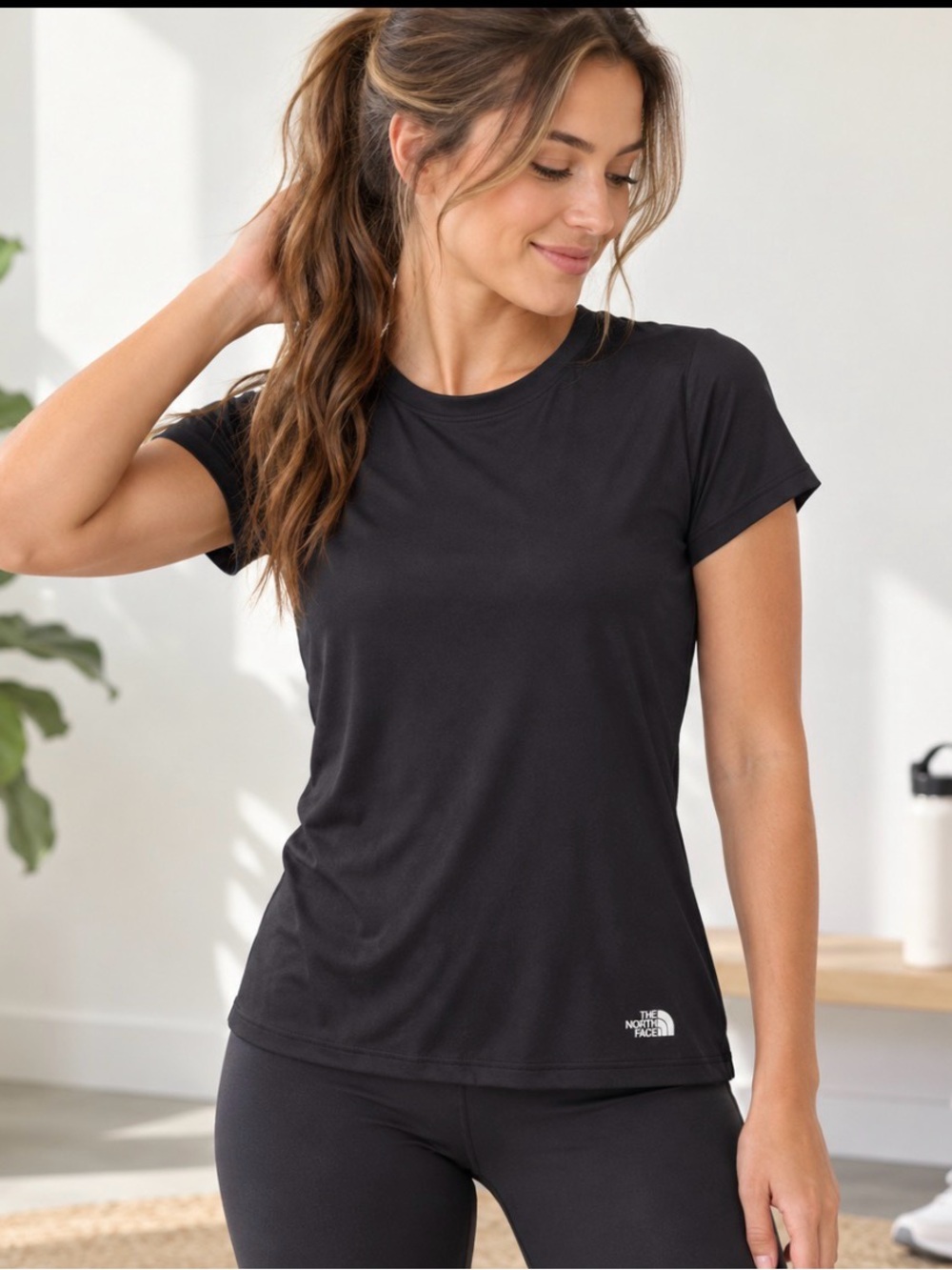 The North Face FlashDry Black Short Sleeve Athletic Tee Women’s S